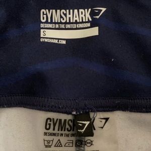 Gym shark leggings